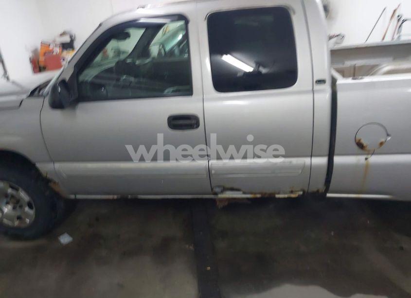 Photo 14 of 2004 Chevrolet Silverado 1500 LS (VIN 2GCEK19V341223535)