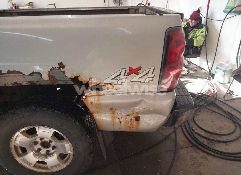 Photo 17 of 2004 Chevrolet Silverado 1500 LS (VIN 2GCEK19V341223535)