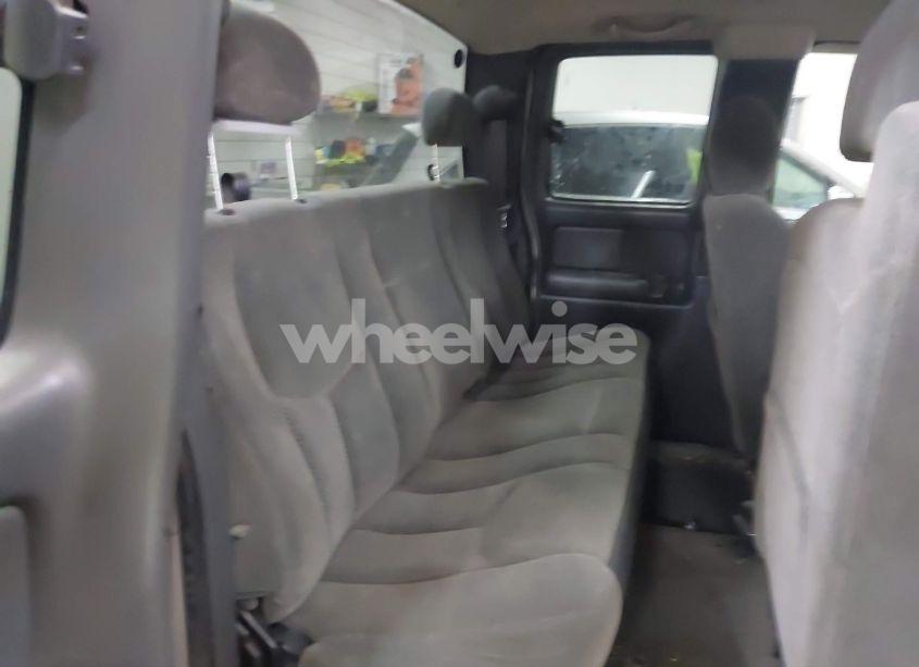 Photo 8 of 2004 Chevrolet Silverado 1500 LS (VIN 2GCEK19V341223535)