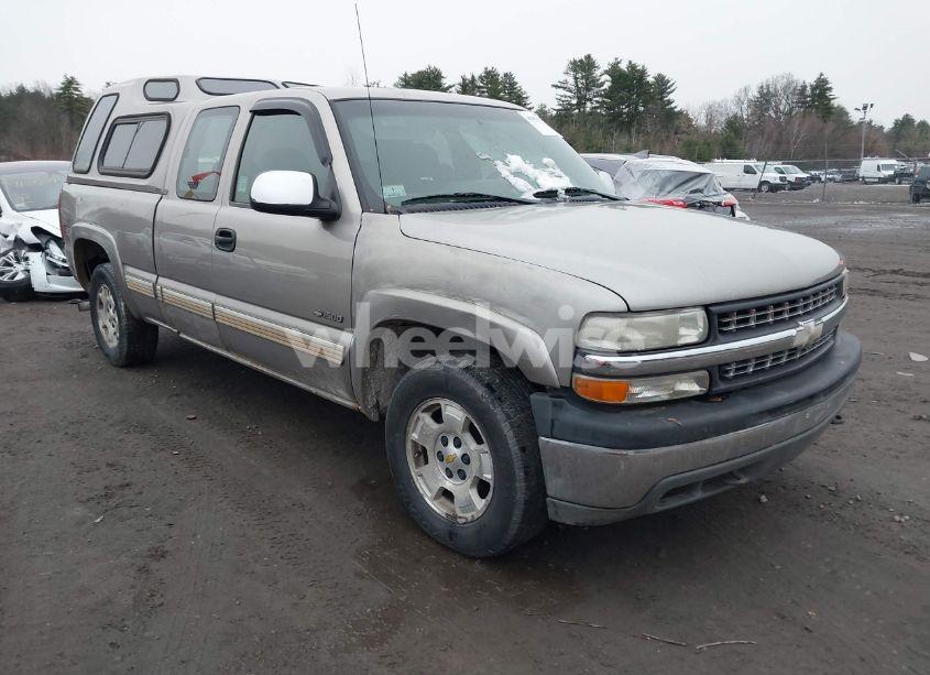 2001 Chevrolet Silverado 1500 LS (VIN 2GCEK19V411407779) main photo