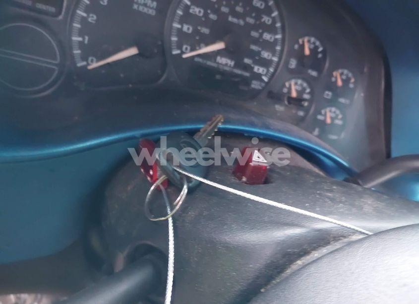 Photo 11 of 2001 Chevrolet Silverado 1500 LS (VIN 2GCEK19V411407779)