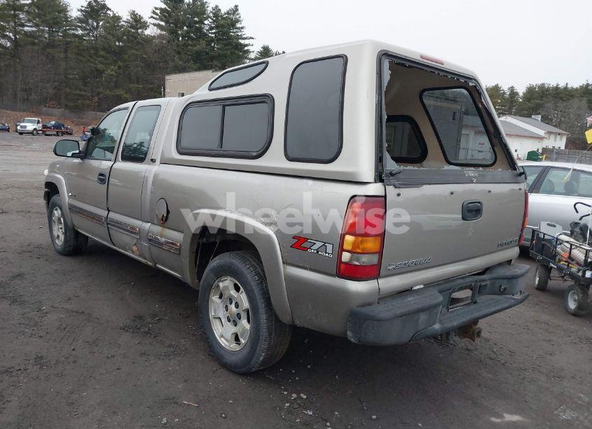 Photo 3 of 2001 Chevrolet Silverado 1500 LS (VIN 2GCEK19V411407779)