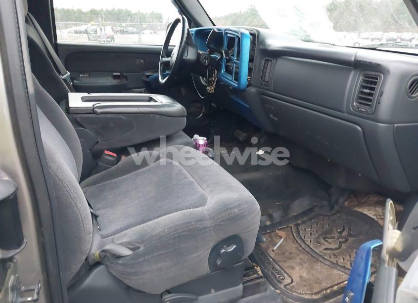 Photo 5 of 2001 Chevrolet Silverado 1500 LS (VIN 2GCEK19V411407779)