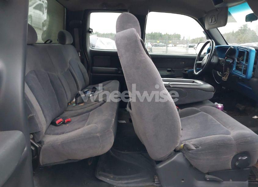 Photo 8 of 2001 Chevrolet Silverado 1500 LS (VIN 2GCEK19V411407779)