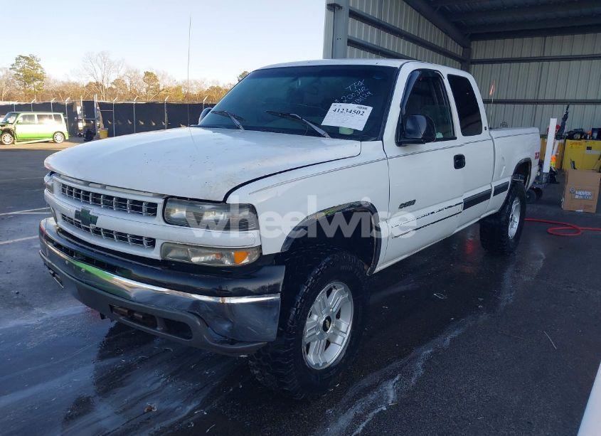 Photo 2 of 1999 Chevrolet Silverado 1500 LS (VIN 2GCEK19V4X1220342)