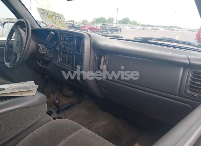 Photo 5 of 2003 Chevrolet Silverado 1500 LS (VIN 2GCEK19V531109311)