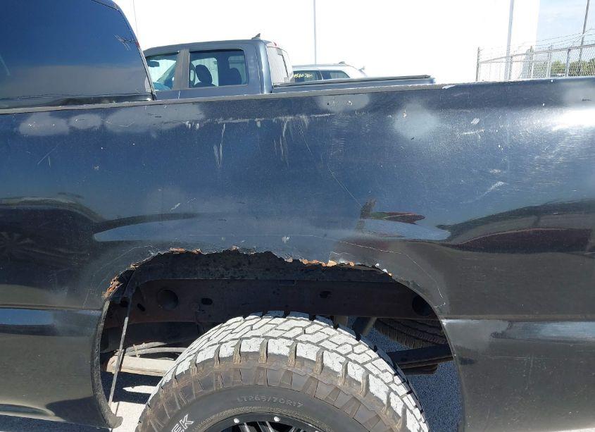 Photo 17 of 2005 Chevrolet Silverado 1500 LS (VIN 2GCEK19V551358730)