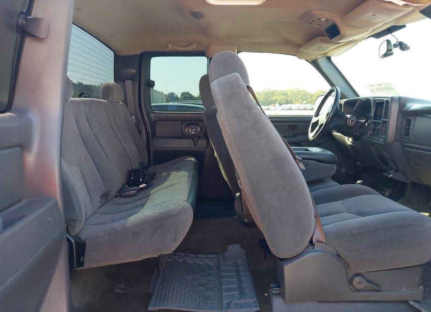 Photo 8 of 2005 Chevrolet Silverado 1500 LS (VIN 2GCEK19V551358730)