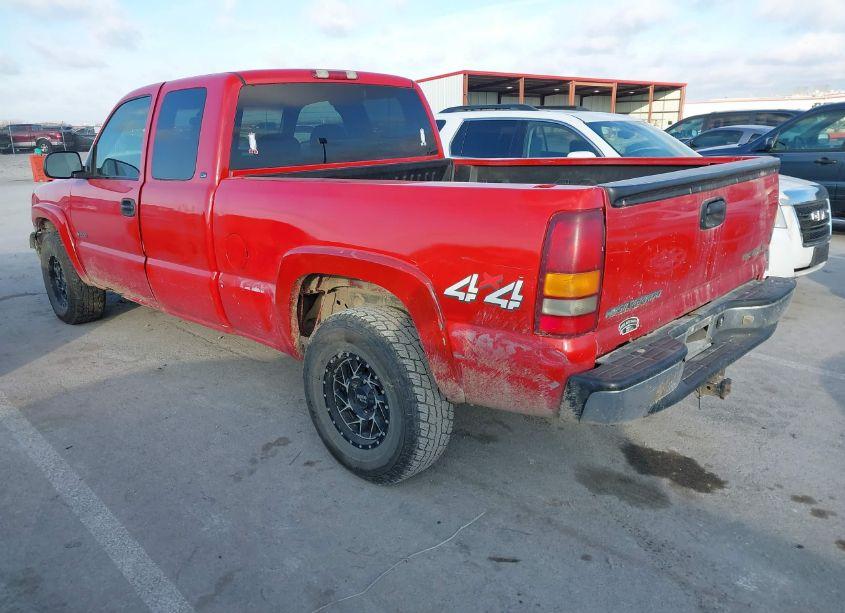 Photo 3 of 2000 Chevrolet Silverado 1500 LS (VIN 2GCEK19V5Y1210260)