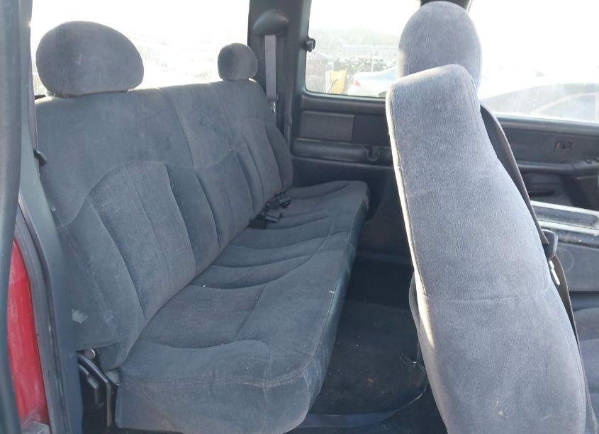 Photo 8 of 2000 Chevrolet Silverado 1500 LS (VIN 2GCEK19V5Y1210260)