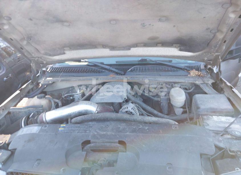 Photo 10 of 2004 Chevrolet Silverado 1500 LS (VIN 2GCEK19V641396353)