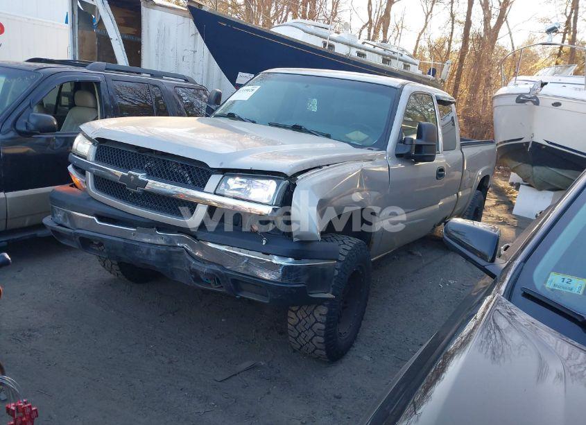 Photo 2 of 2004 Chevrolet Silverado 1500 LS (VIN 2GCEK19V641396353)