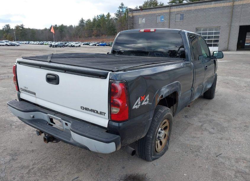 Photo 4 of 2005 Chevrolet Silverado 1500 WORK TRUCK (VIN 2GCEK19V751137520)