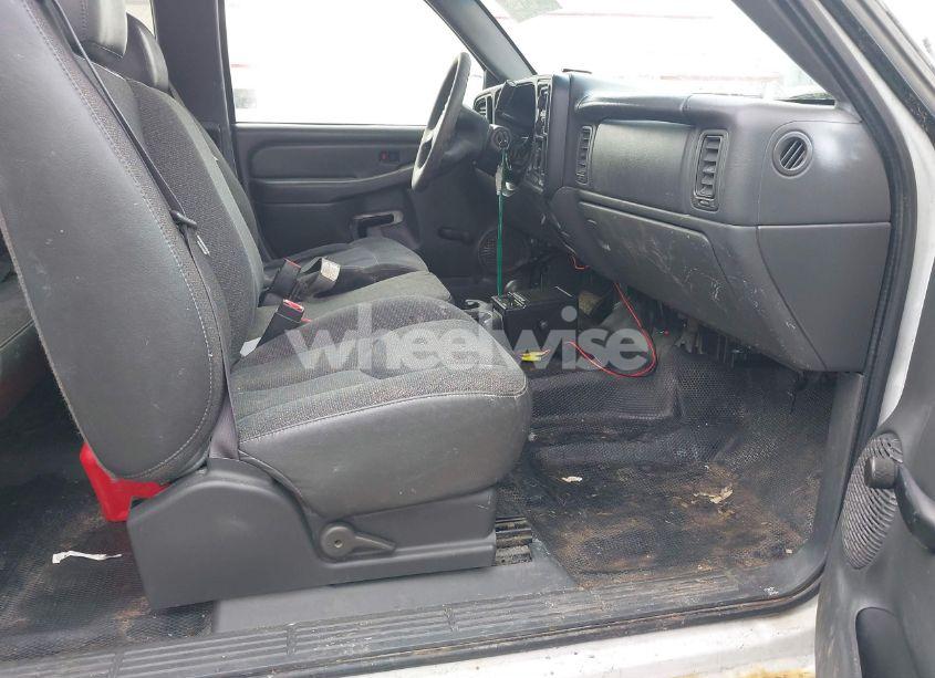 Photo 5 of 2004 Chevrolet Silverado 1500 WORK TRUCK (VIN 2GCEK19V841139257)