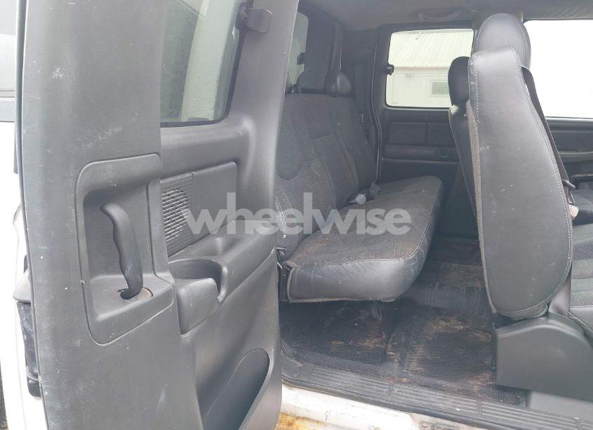 Photo 8 of 2004 Chevrolet Silverado 1500 WORK TRUCK (VIN 2GCEK19V841139257)