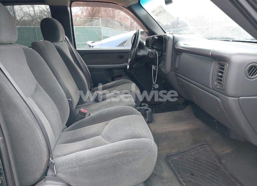 Photo 5 of 2003 Chevrolet Silverado 1500 LS (VIN 2GCEK19VX31141445)