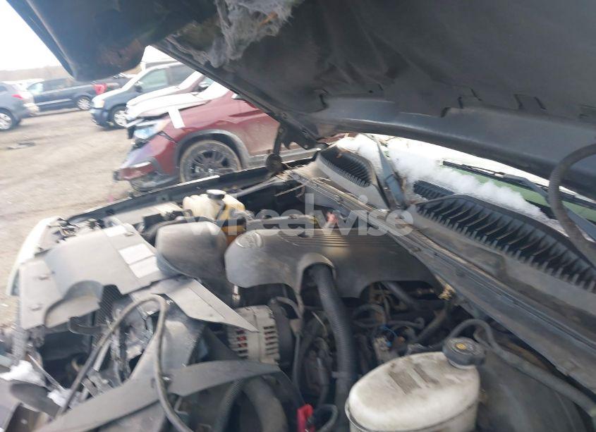 Photo 10 of 2003 Chevrolet Silverado 1500 LS (VIN 2GCEK19VX31260807)