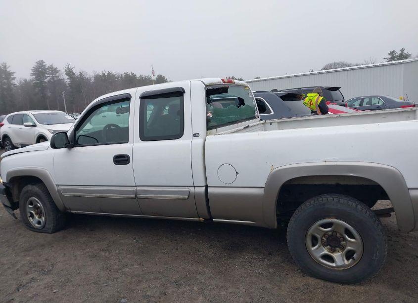 Photo 15 of 2003 Chevrolet Silverado 1500 LS (VIN 2GCEK19VX31343508)