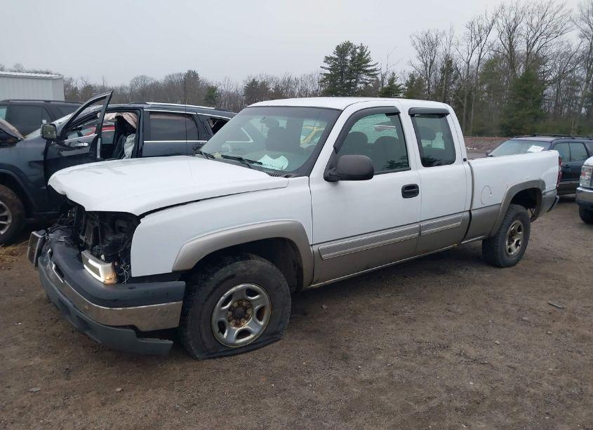 Photo 2 of 2003 Chevrolet Silverado 1500 LS (VIN 2GCEK19VX31343508)