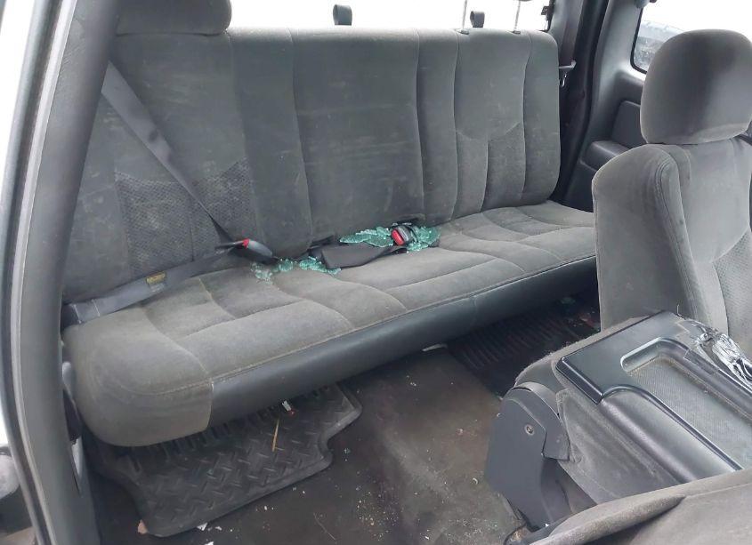 Photo 8 of 2003 Chevrolet Silverado 1500 LS (VIN 2GCEK19VX31343508)