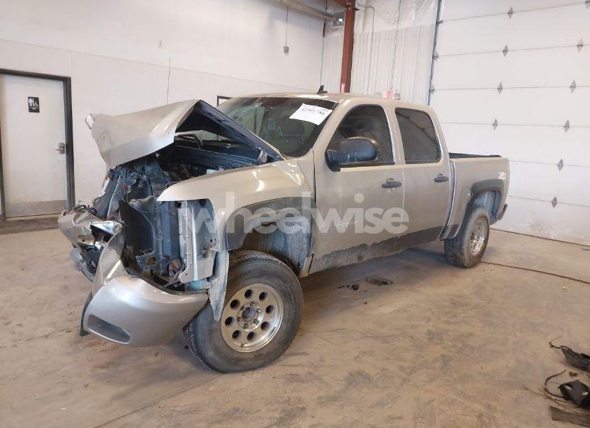 Photo 2 of 2009 Chevrolet Silverado 1500 LT (VIN 2GCEK233091129083)