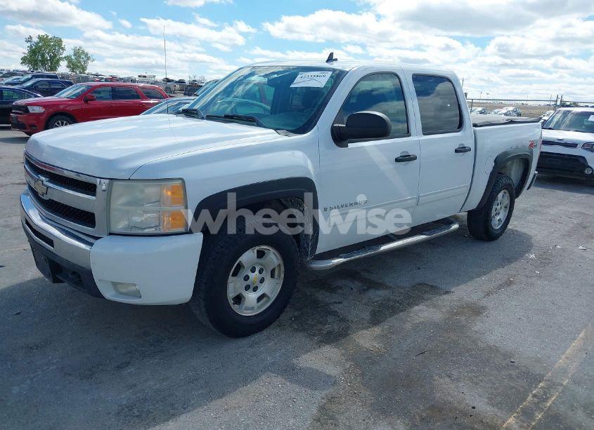 Photo 2 of 2009 Chevrolet Silverado 1500 LT (VIN 2GCEK23M591137320)