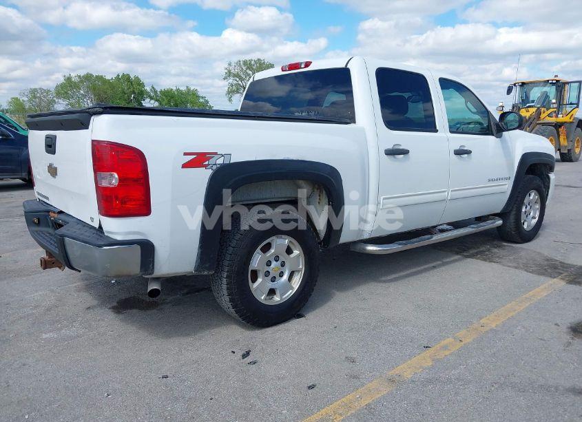 Photo 4 of 2009 Chevrolet Silverado 1500 LT (VIN 2GCEK23M591137320)
