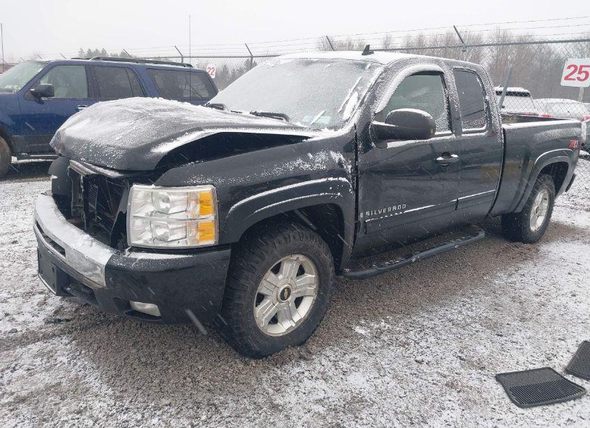 Photo 2 of 2009 Chevrolet Silverado 1500 LT (VIN 2GCEK290291113819)