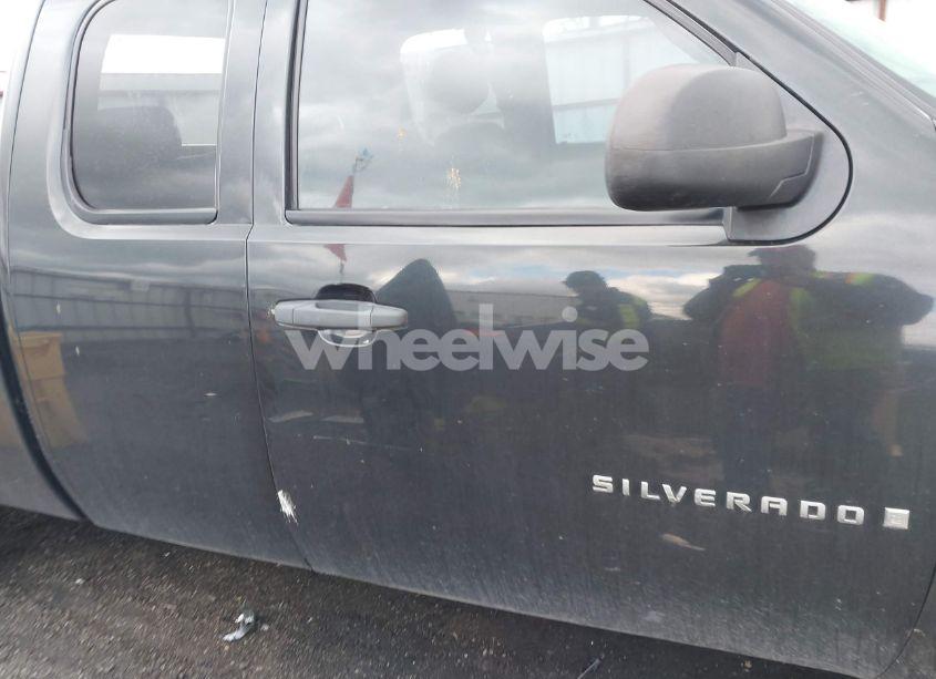 Photo 13 of 2009 Chevrolet Silverado 1500 LT (VIN 2GCEK290491107567)