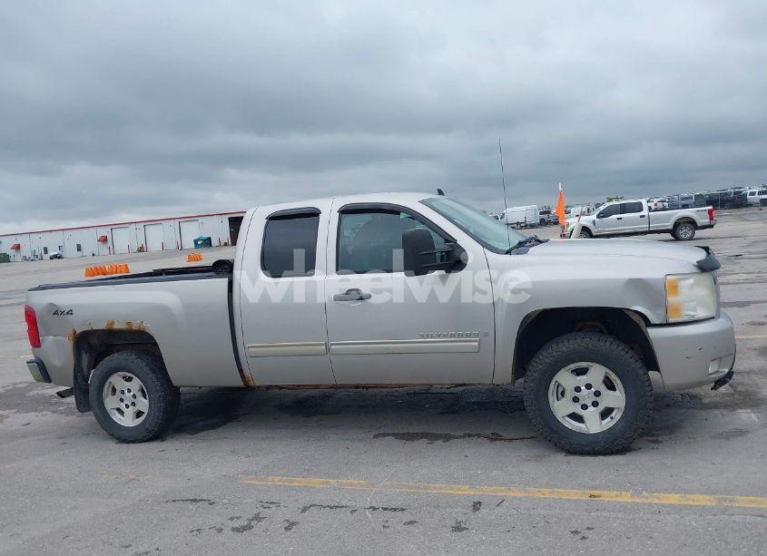 Photo 13 of 2009 Chevrolet Silverado 1500 LT (VIN 2GCEK290891108897)