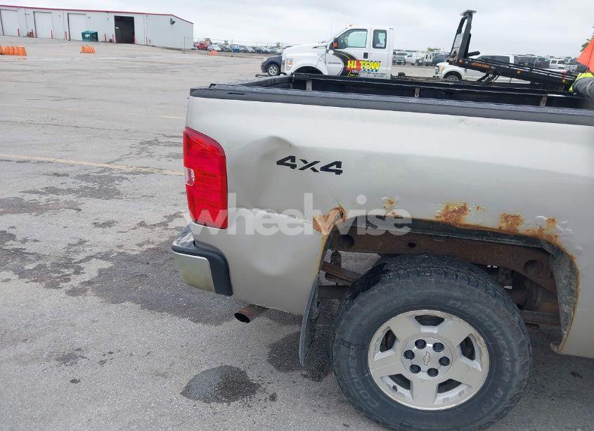 Photo 20 of 2009 Chevrolet Silverado 1500 LT (VIN 2GCEK290891108897)