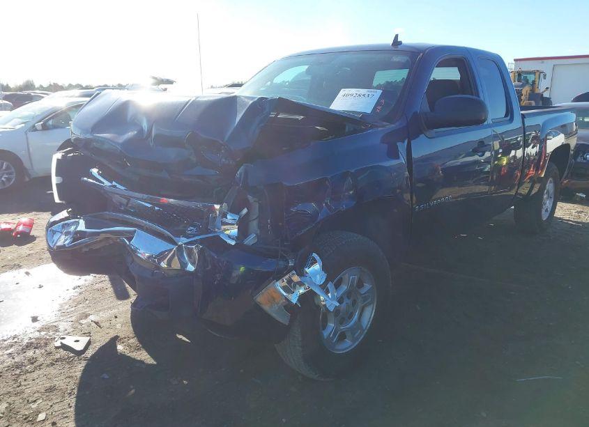 Photo 2 of 2009 Chevrolet Silverado 1500 LT (VIN 2GCEK290891131788)