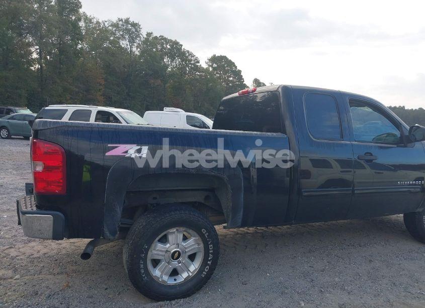 Photo 6 of 2009 Chevrolet Silverado 1500 LT (VIN 2GCEK29C791115690)