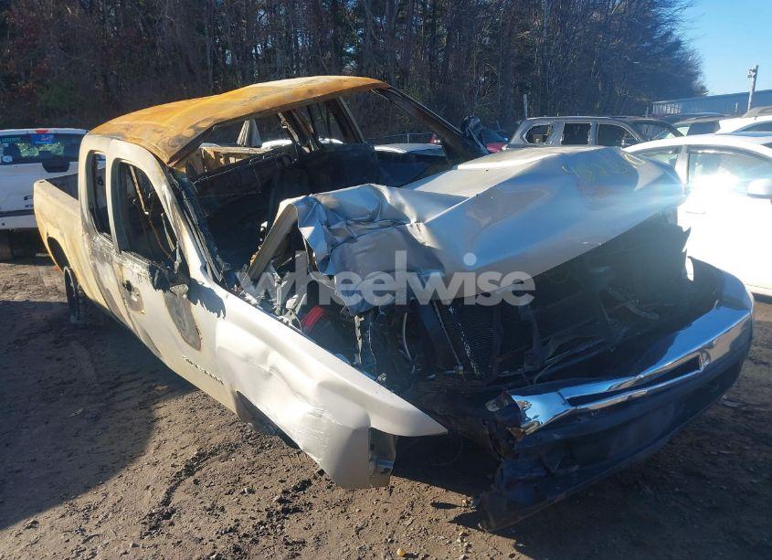 2009 Chevrolet Silverado 1500 LT (VIN 2GCEK29J391112770) main photo