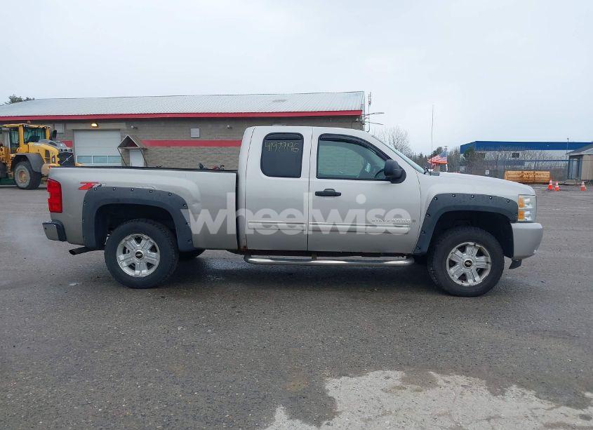 Photo 13 of 2009 Chevrolet Silverado 1500 LT (VIN 2GCEK29J691113086)