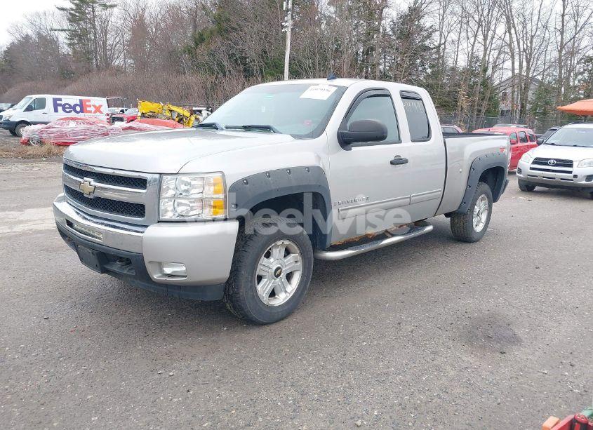 Photo 2 of 2009 Chevrolet Silverado 1500 LT (VIN 2GCEK29J691113086)