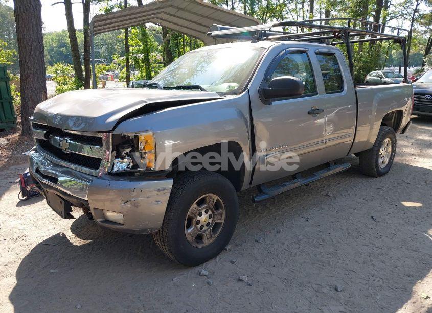 Photo 2 of 2009 Chevrolet Silverado 1500 LT (VIN 2GCEK29J991104169)