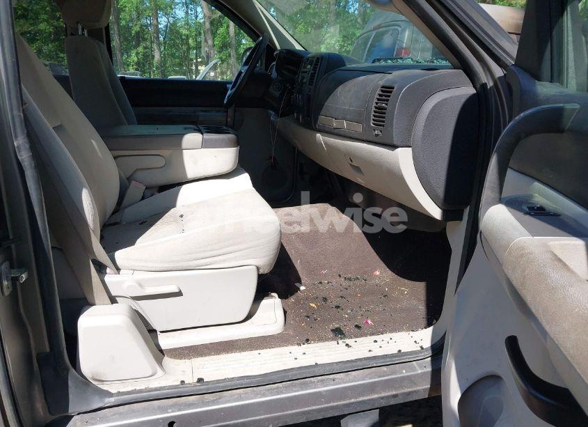 Photo 5 of 2009 Chevrolet Silverado 1500 LT (VIN 2GCEK29J991104169)