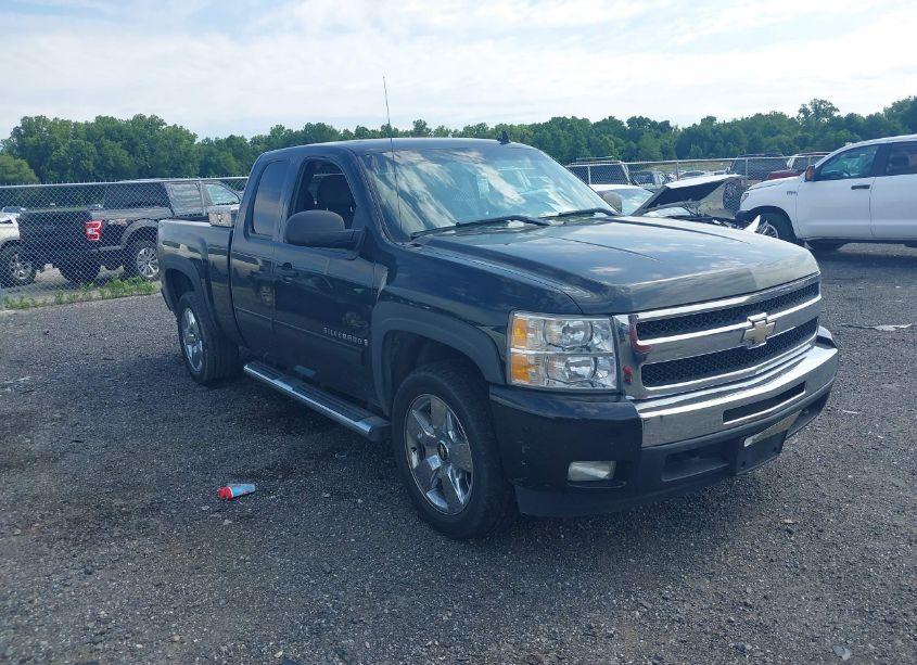 2009 Chevrolet Silverado 1500 LT (VIN 2GCEK29JX91115035) main photo