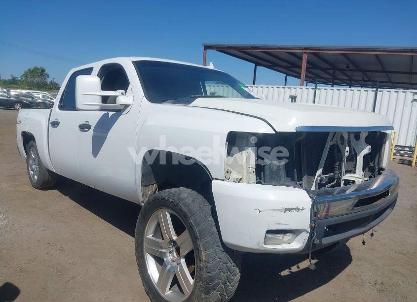2007 Chevrolet Silverado 1500 LT1 (VIN 2GCFC13Y871537190) main photo