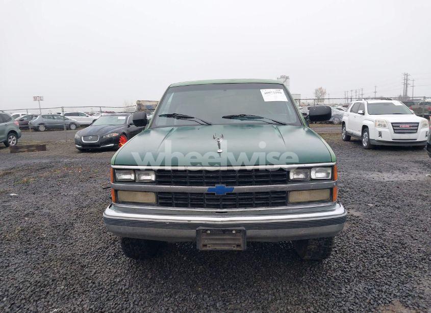 Photo 12 of 1989 Chevrolet Gmt-400 C2500 (VIN 2GCFC29K8K1226067)
