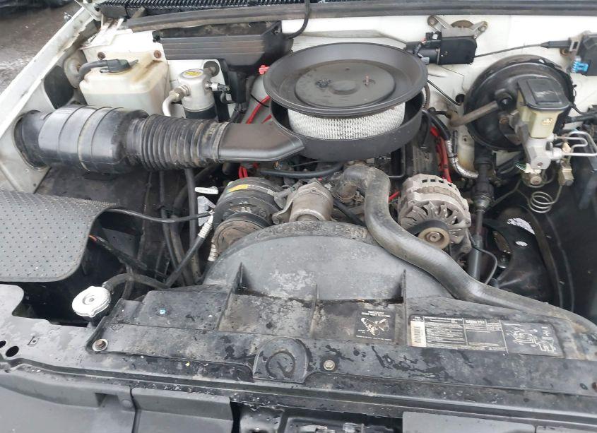 Photo 10 of 1992 Chevrolet Gmt-400 C2500 (VIN 2GCFC29KXN1264601)