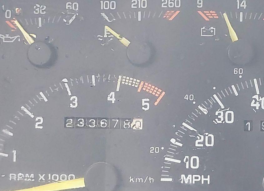 Photo 15 of 1992 Chevrolet Gmt-400 C2500 (VIN 2GCFC29KXN1264601)