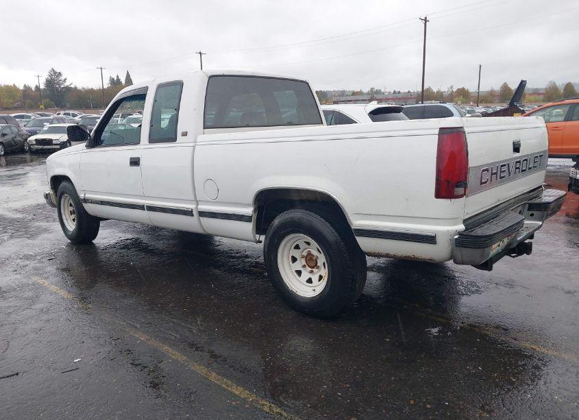 Photo 3 of 1992 Chevrolet Gmt-400 C2500 (VIN 2GCFC29KXN1264601)