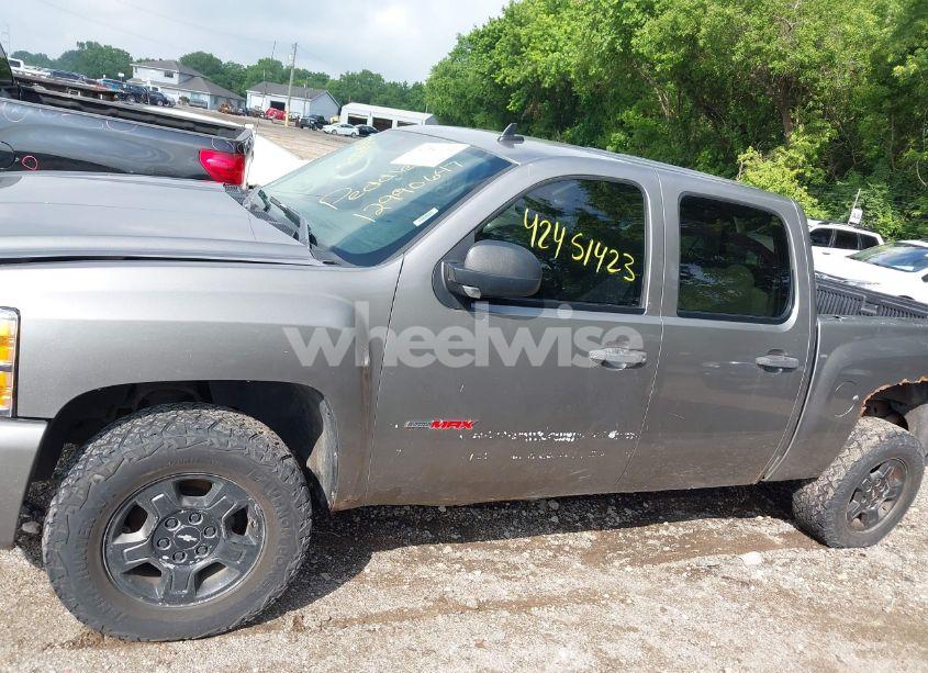 Photo 14 of 2008 Chevrolet Silverado 1500 LT1 (VIN 2GCFK13Y081130064)