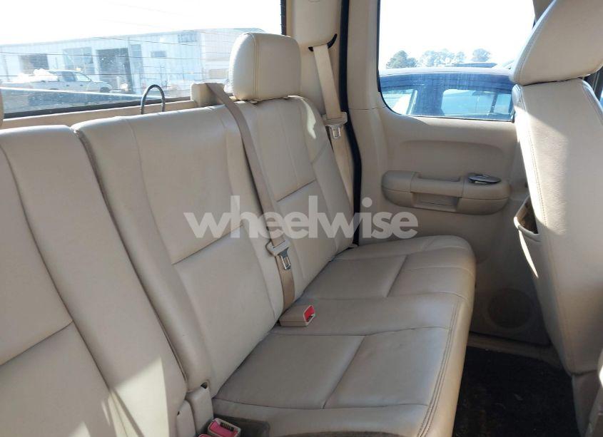 Photo 8 of 2008 Chevrolet Silverado 1500 LT1 (VIN 2GCFK19Y081135708)