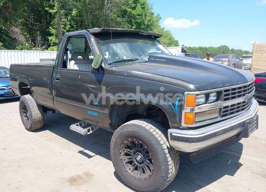 1988 Chevrolet Gmt-400 K2500 (VIN 2GCFK24K5J1302224) main photo