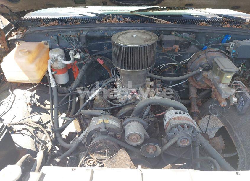 Photo 10 of 1988 Chevrolet Gmt-400 K2500 (VIN 2GCFK24K5J1302224)