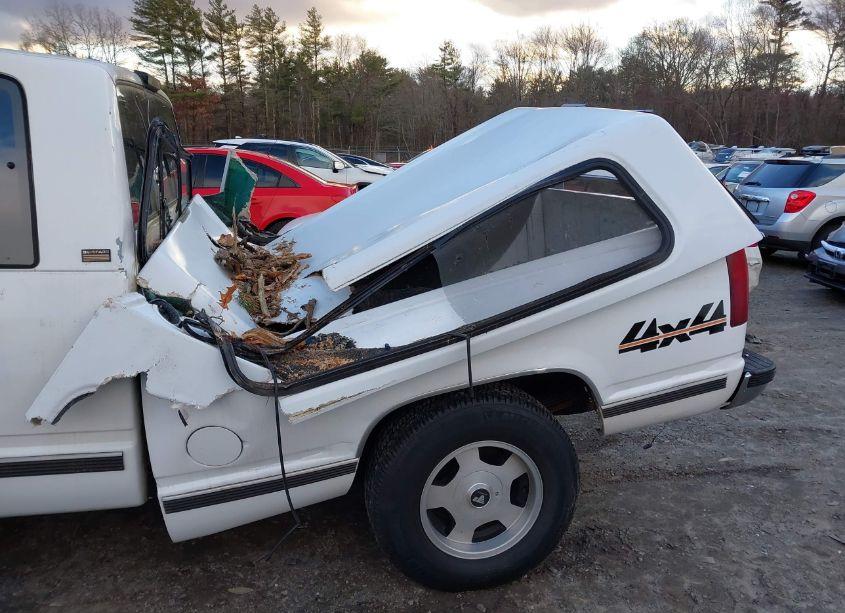 Photo 6 of 1994 Chevrolet Gmt-400 K2500 (VIN 2GCFK29K0R1112948)