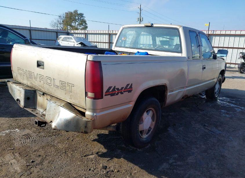 Photo 4 of 1992 Chevrolet Gmt-400 K2500 (VIN 2GCFK29K8N1128308)